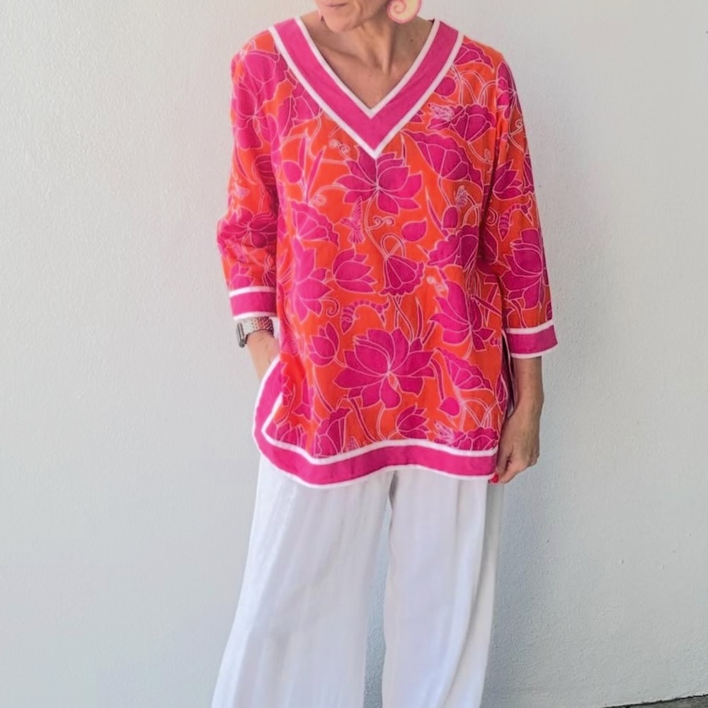 Gretchen Scott Shirt - pink/orange vibrant print v-neck tunic 100% cotton
